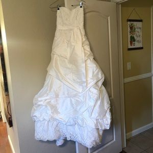 Wedding gown